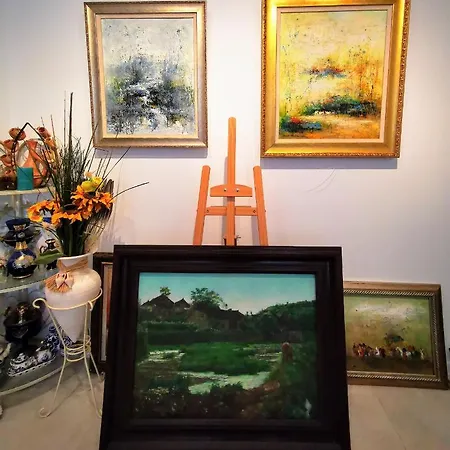 Le Coin Des Artistes Couette-café