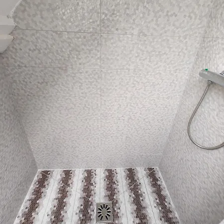 Le Coin Des Artistes Bed & Breakfast Giverny