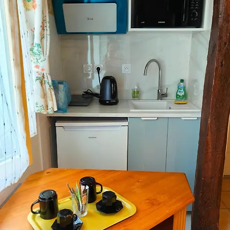 Le Coin Des Artistes Bed and breakfast Giverny