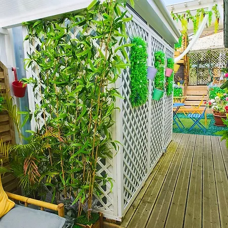 Le Coin Des Artistes Bed and breakfast Giverny